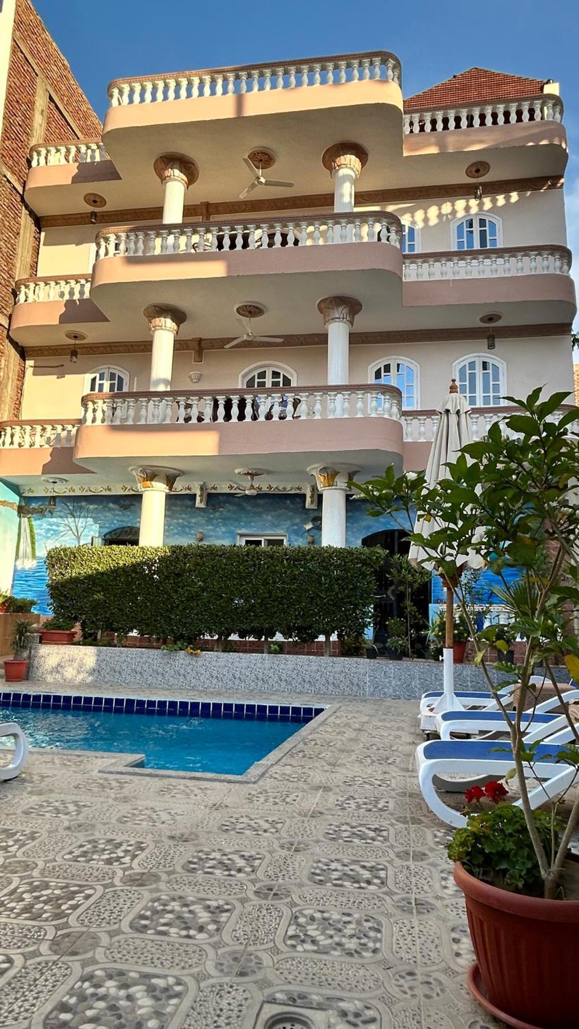Luxor Palace Apartments Ngoại thất bức ảnh