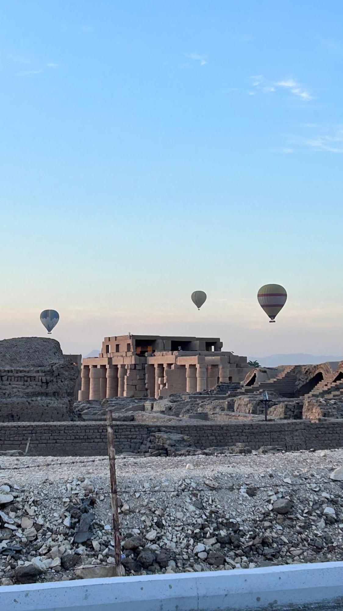 Luxor Palace Apartments Ngoại thất bức ảnh